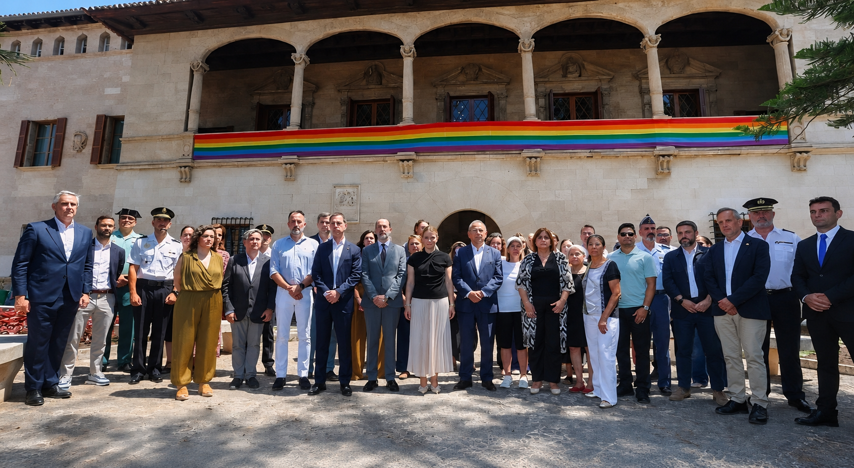 La presidenta balear y la Delegación del Gobierno guardan un minuto de silencio en solidaridad con las víctimas del terremoto en Venezuela
